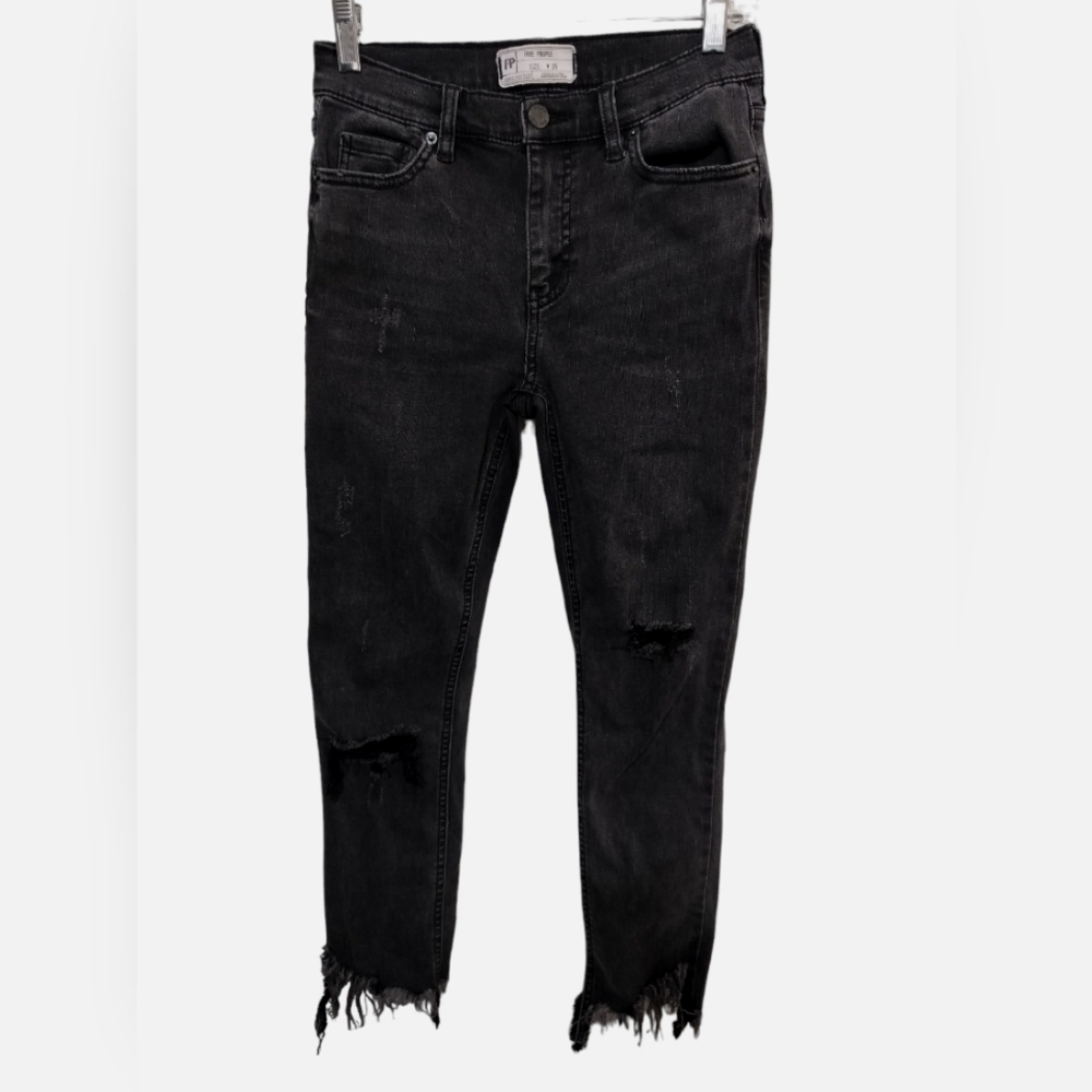 2277) Free People Black Shark Bite Distressed Raw Hem Skinny Jean Size 25 - Picture 1 of 9